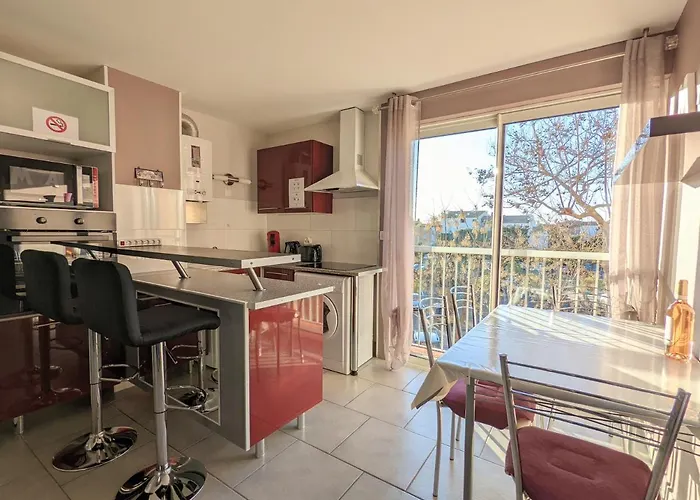 アパート Cosy Avec Parking Proche Port Et