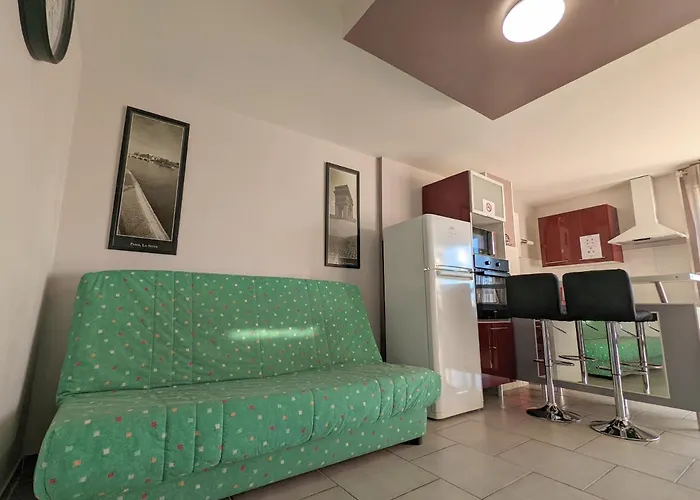 Cosy Avec Parking Proche Port Et *