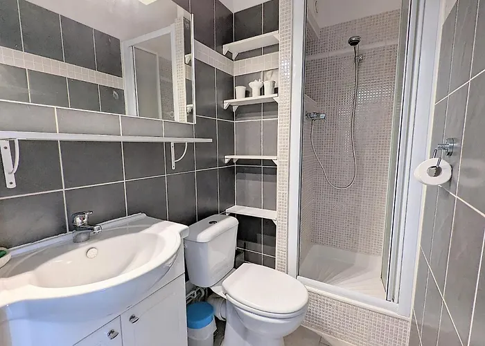 Cosy Avec Parking Proche Port Et アパート *